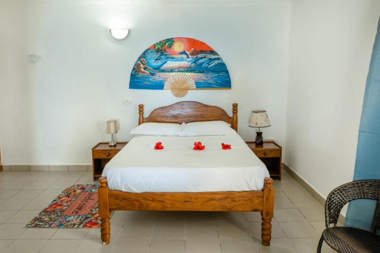 Maison Du Soleil Self Catering Ансе Лацио Экстерьер фото